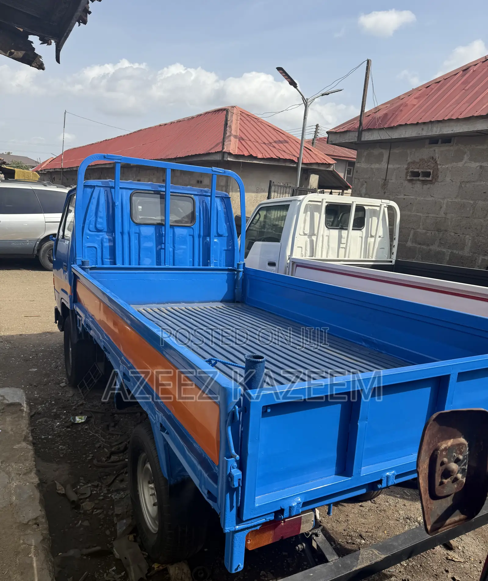 Toyota Dyna 150 1999 Blue