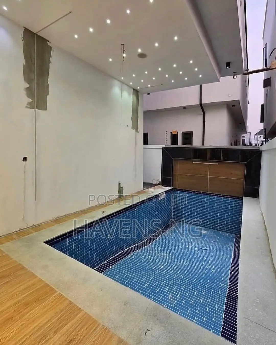 5bdrm Duplex in Abraham Adesanya Estate for sale