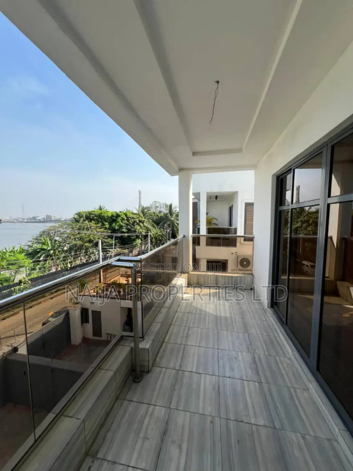 5bdrm Duplex in Turnbull Rd, Ikoyi for sale