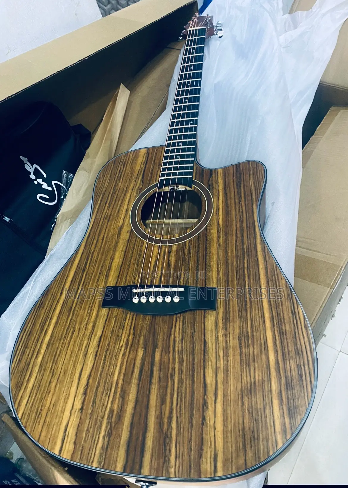 Smiger Sm-413 41" Single-Cut Semi-Acoustic Guitar