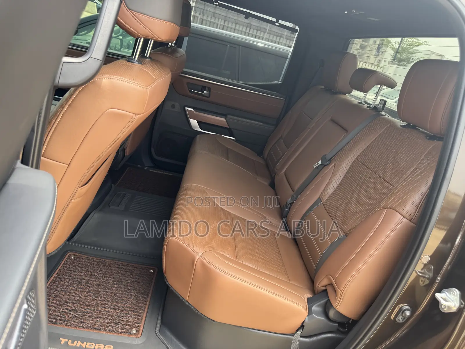 Toyota Tundra 2022 Brown