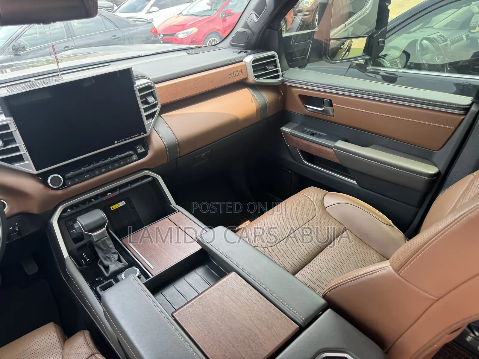 Toyota Tundra 2022 Brown