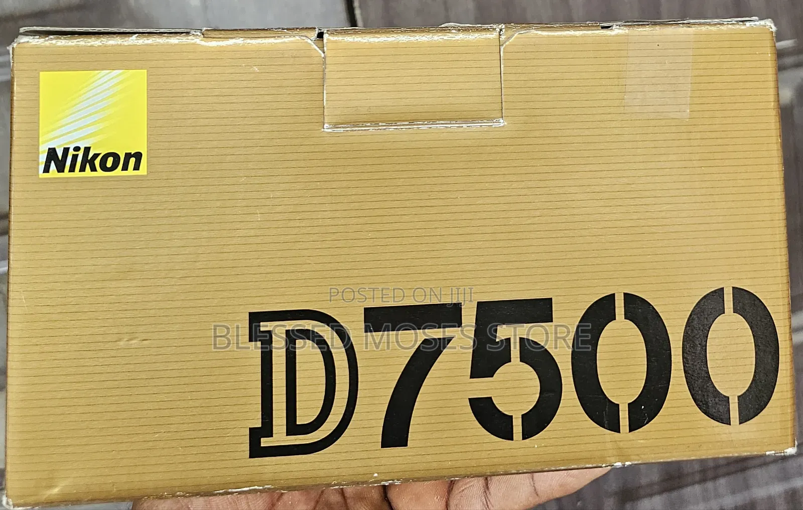 Nikon D7500 With 18-140mm