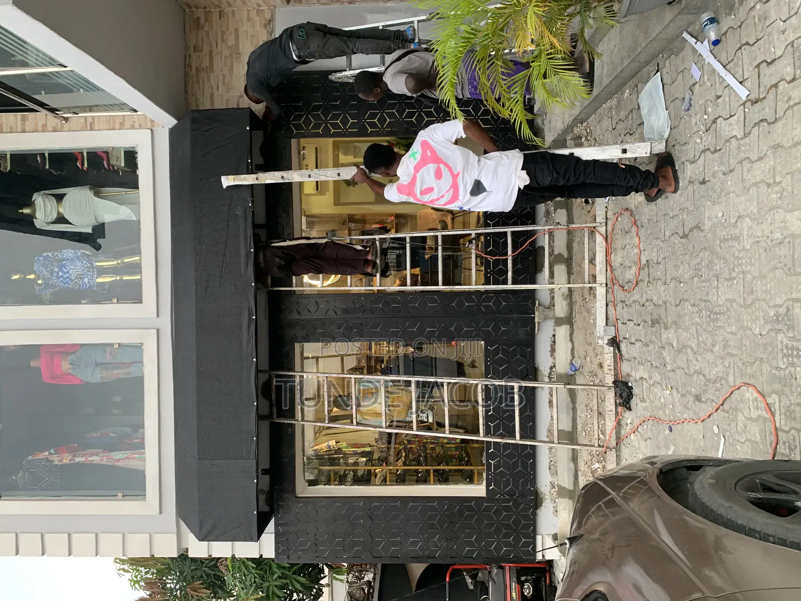 Awnings and Overhangs / Carport / Danpalon / Door Shade