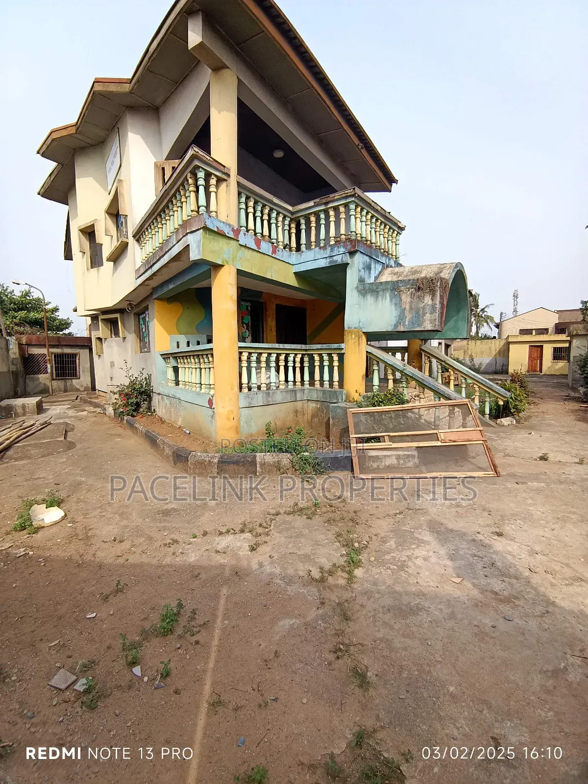 10bdrm Duplex in Gowon Estate, Ipaja Road for sale