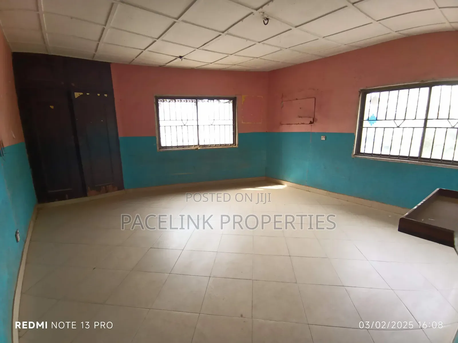 10bdrm Duplex in Gowon Estate, Ipaja Road for sale