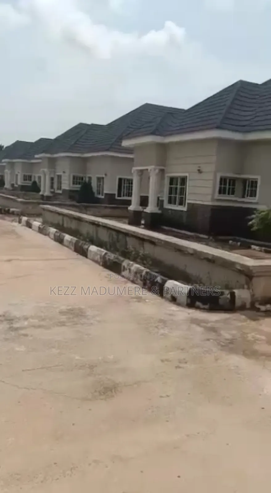 4bdrm Bungalow in Asaba , Delta State, Oshimili South for sale