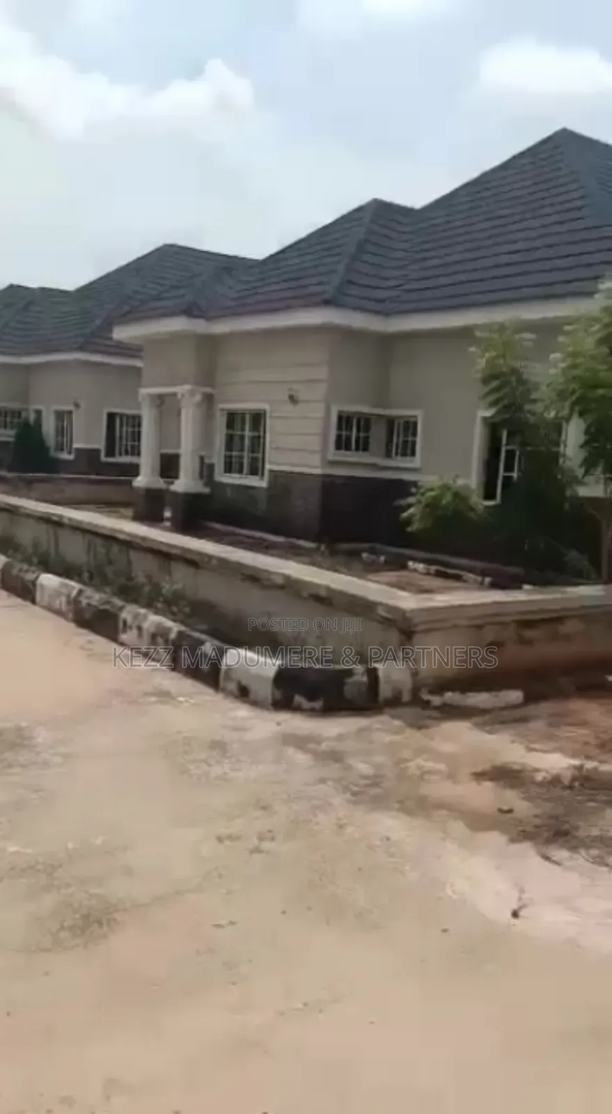 4bdrm Bungalow in Asaba , Delta State, Oshimili South for sale