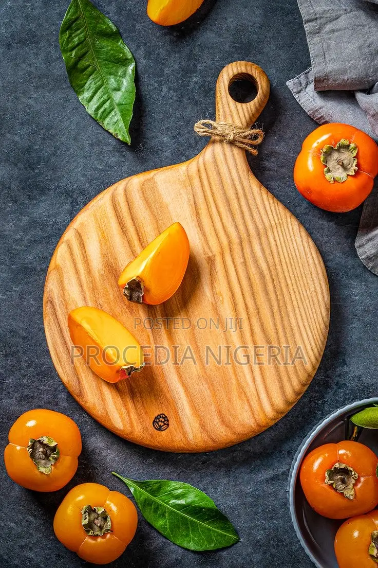 Round Wooden Serving/Chopping Board