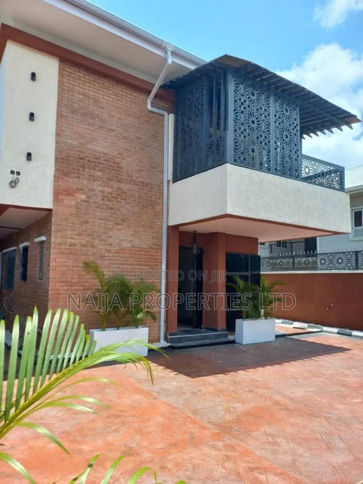 5 Bedroom Duplex for Office Use Off Admiralty Way, Lekki