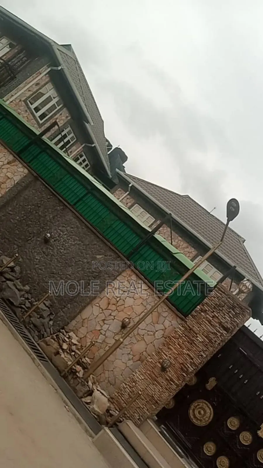 Mmasive Property on 7 Plots at Unity Estate Egbeda