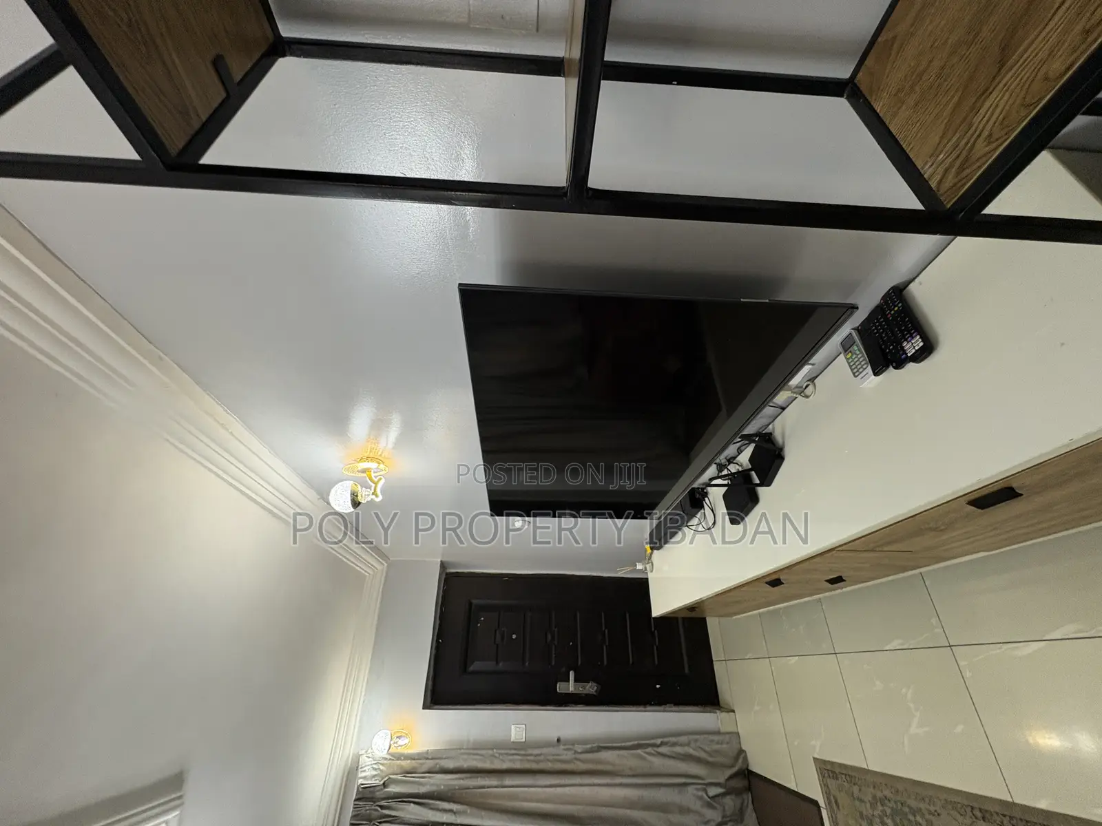 2bedroom Shortlet Apartment at Agodi Gate