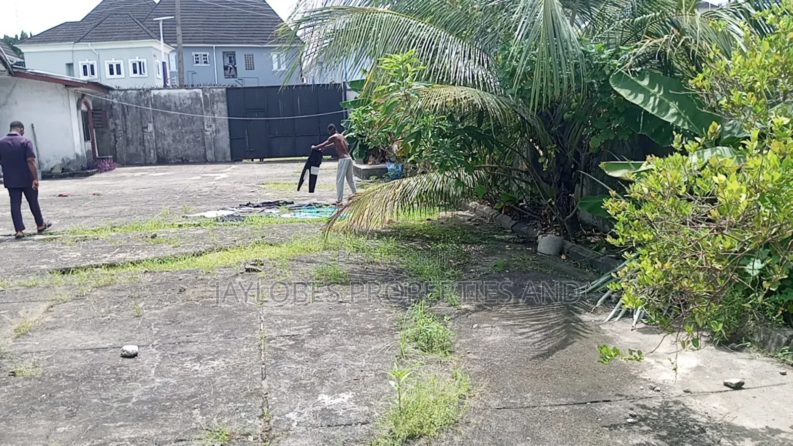 For Sale: 5 Plots at Cocaine Village(Extension) C of O, Ph
