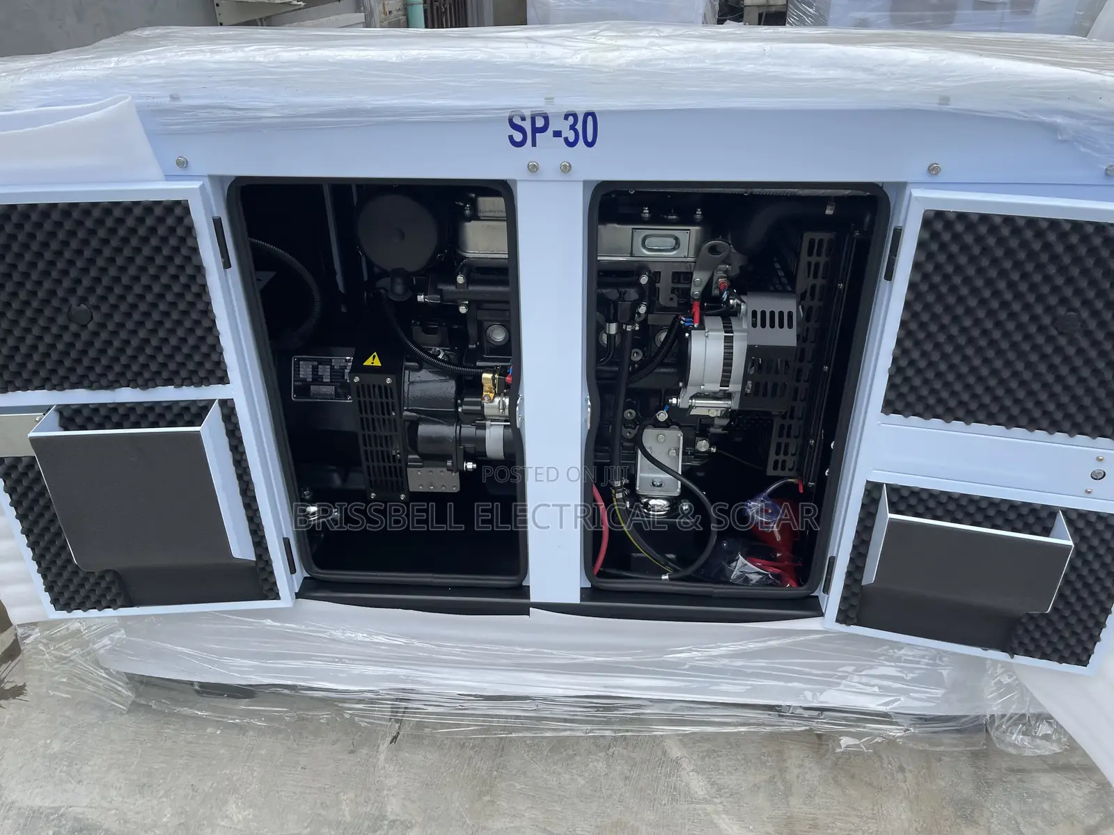 Silent England Perkins Soundproof Diesel Generator 30kva