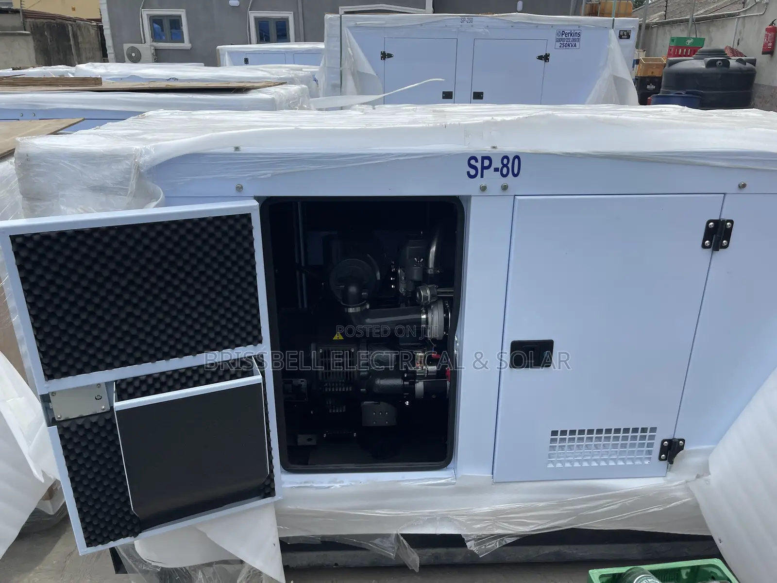 Silent England Perkins Soundproof Diesel Generator 80kva