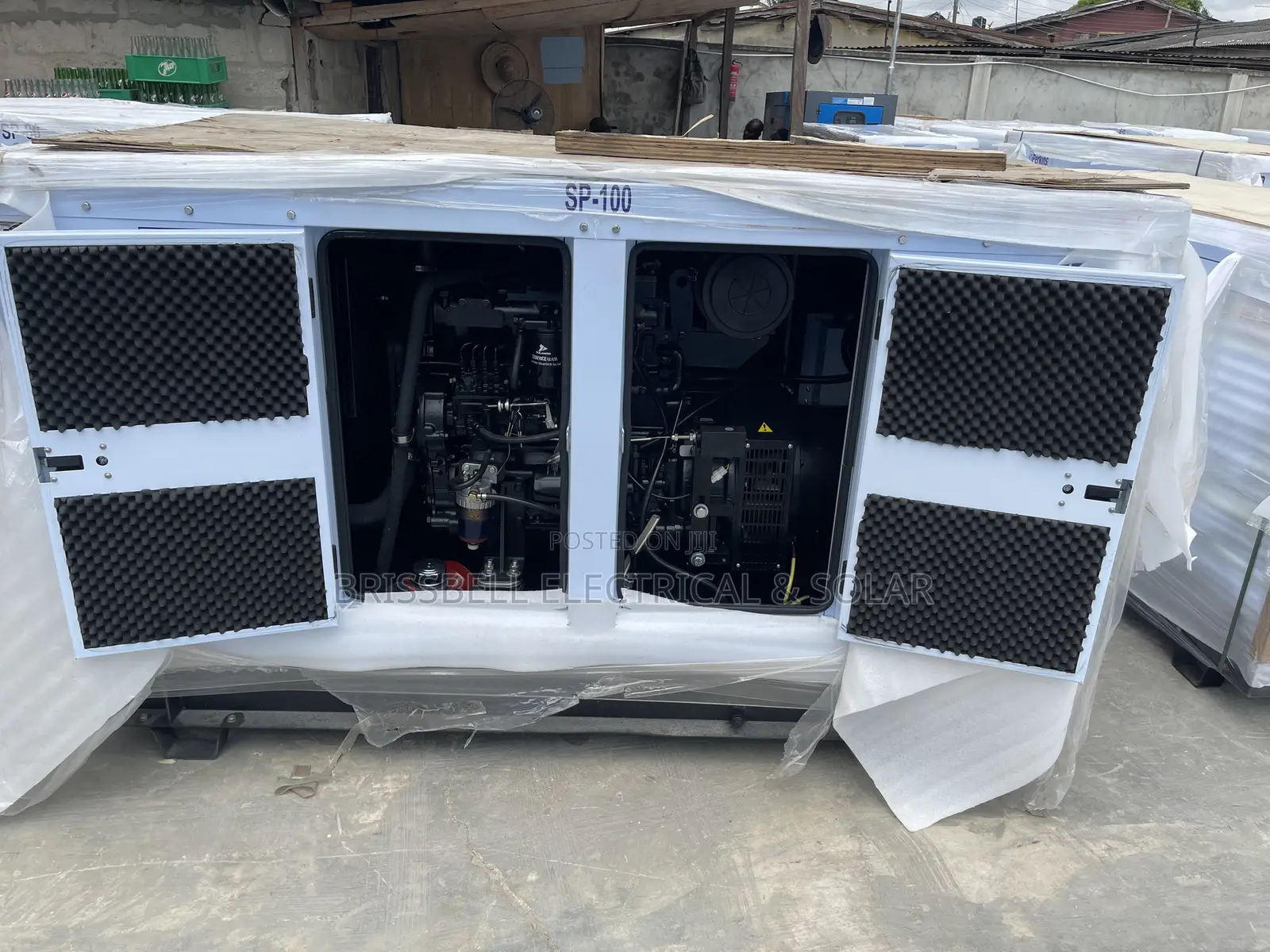Silent England Perkins Soundproof Diesel Generator 100kva