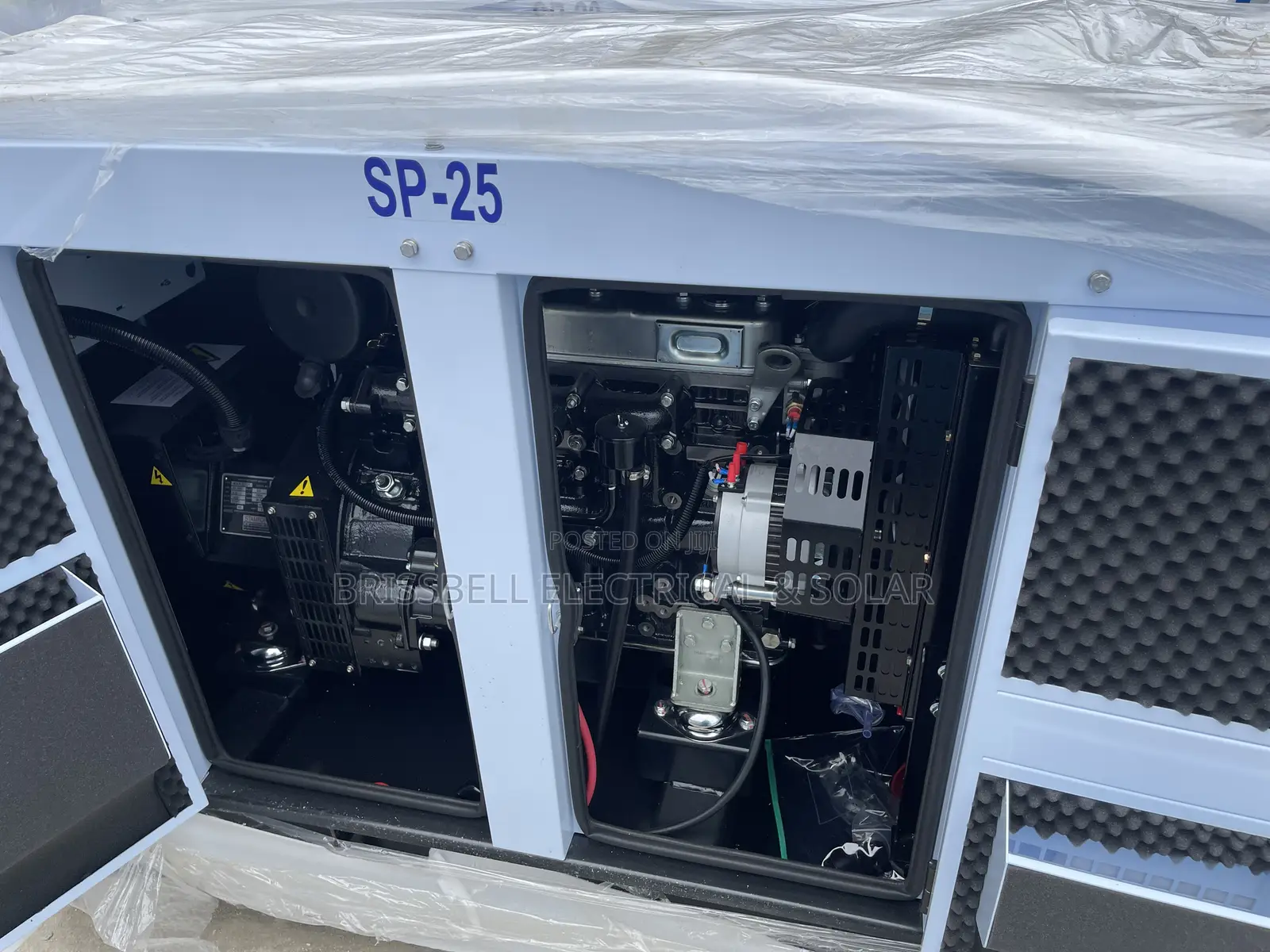 Silent England Perkins Soundproof Diesel Generator 25kva