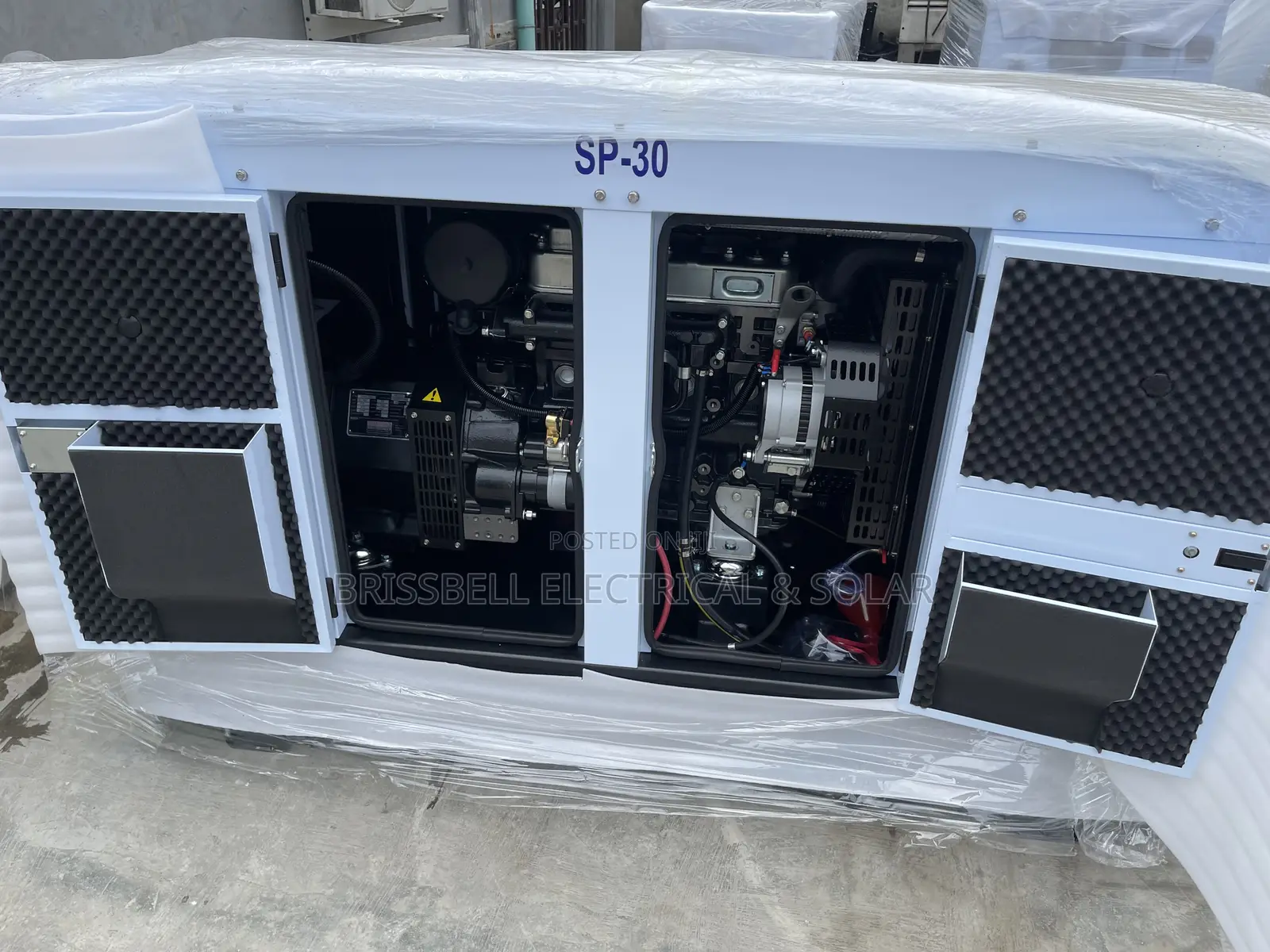 Silent England Perkins Soundproof Diesel Generator 30kva