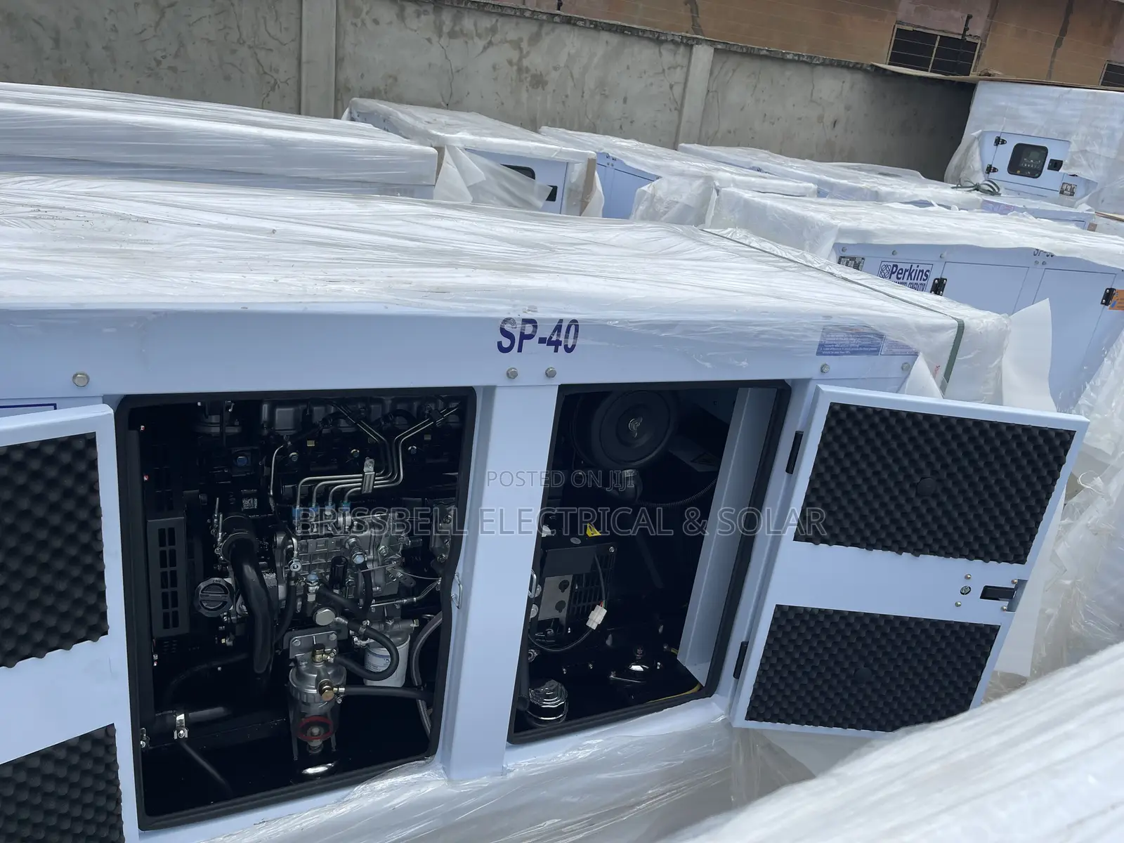 Silent England Perkins Soundproof Diesel Generator 40kva