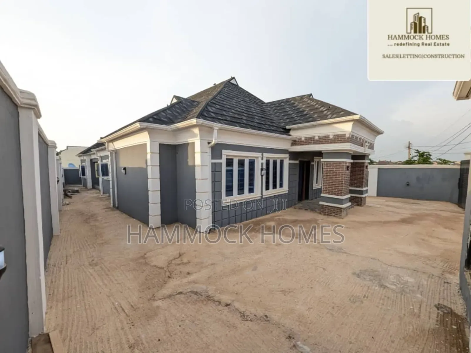 4bdrm Bungalow in Irepodun Estate, Akobo for sale