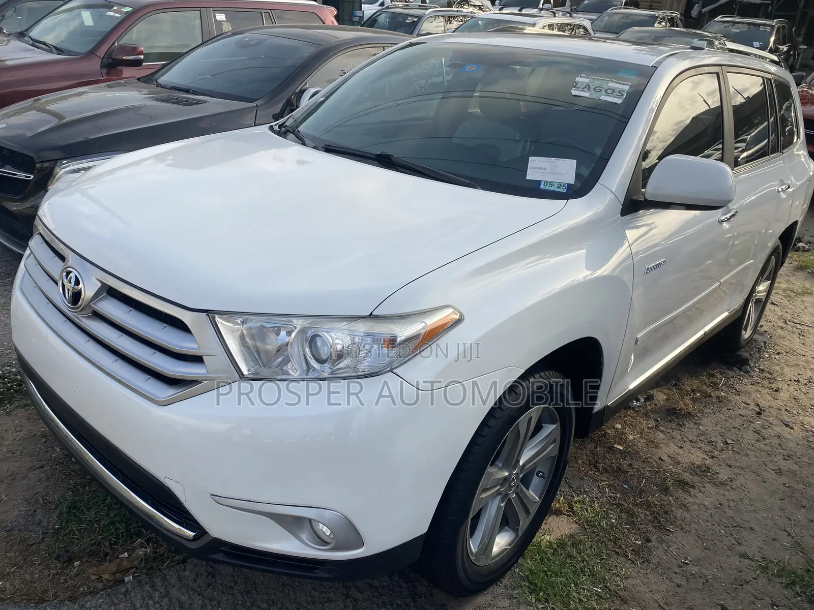 Toyota Highlander SE 2012 White