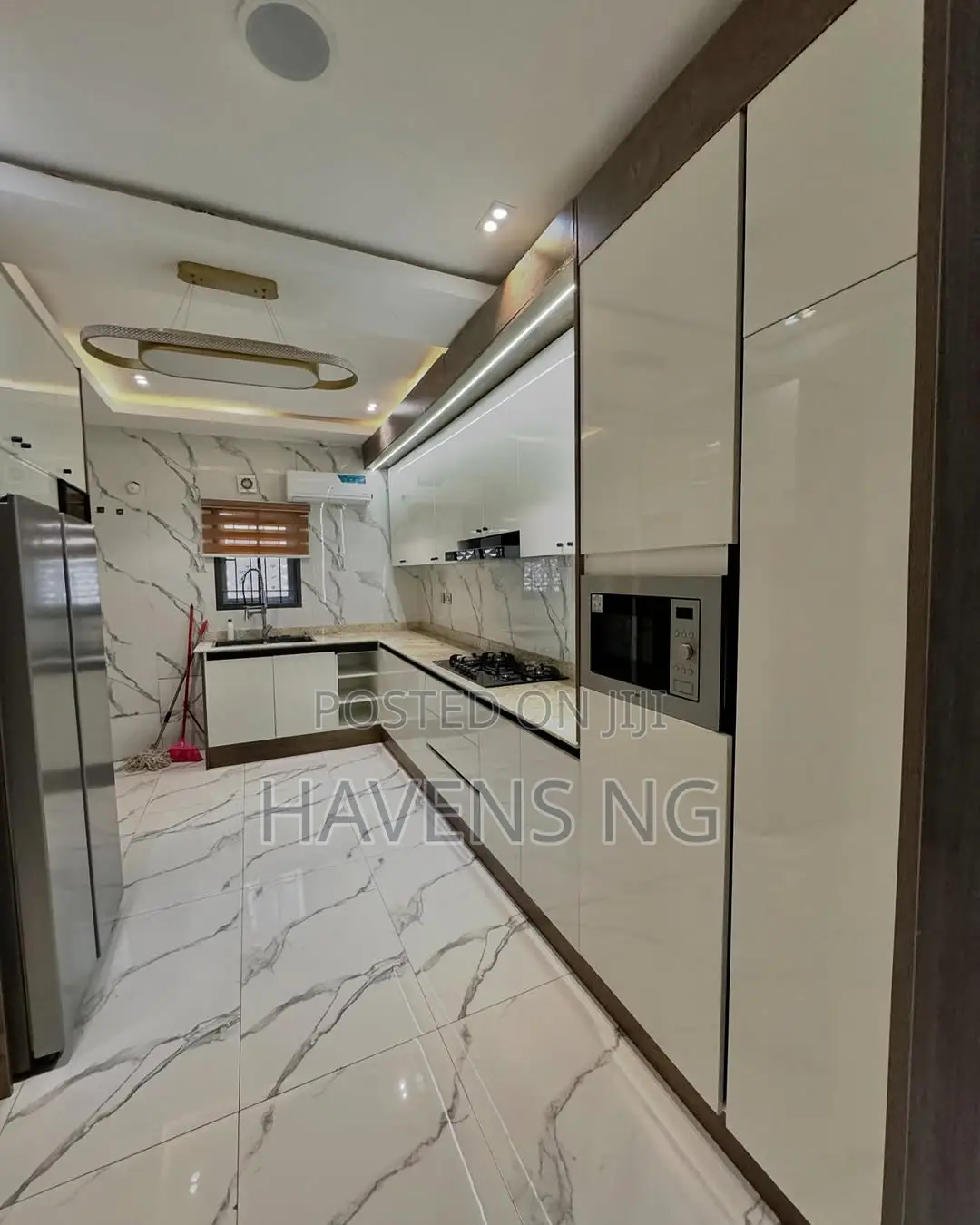 Beautiful 3 Bedroom Apartment Available for Shortlet