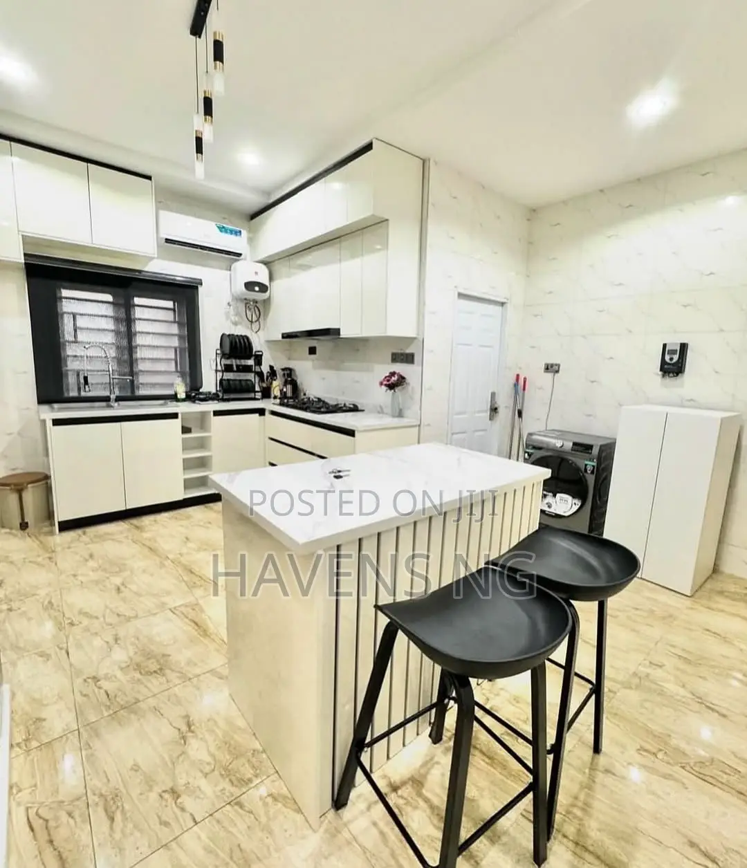 Spacious 3-Bedroom Apartment for Shortlet