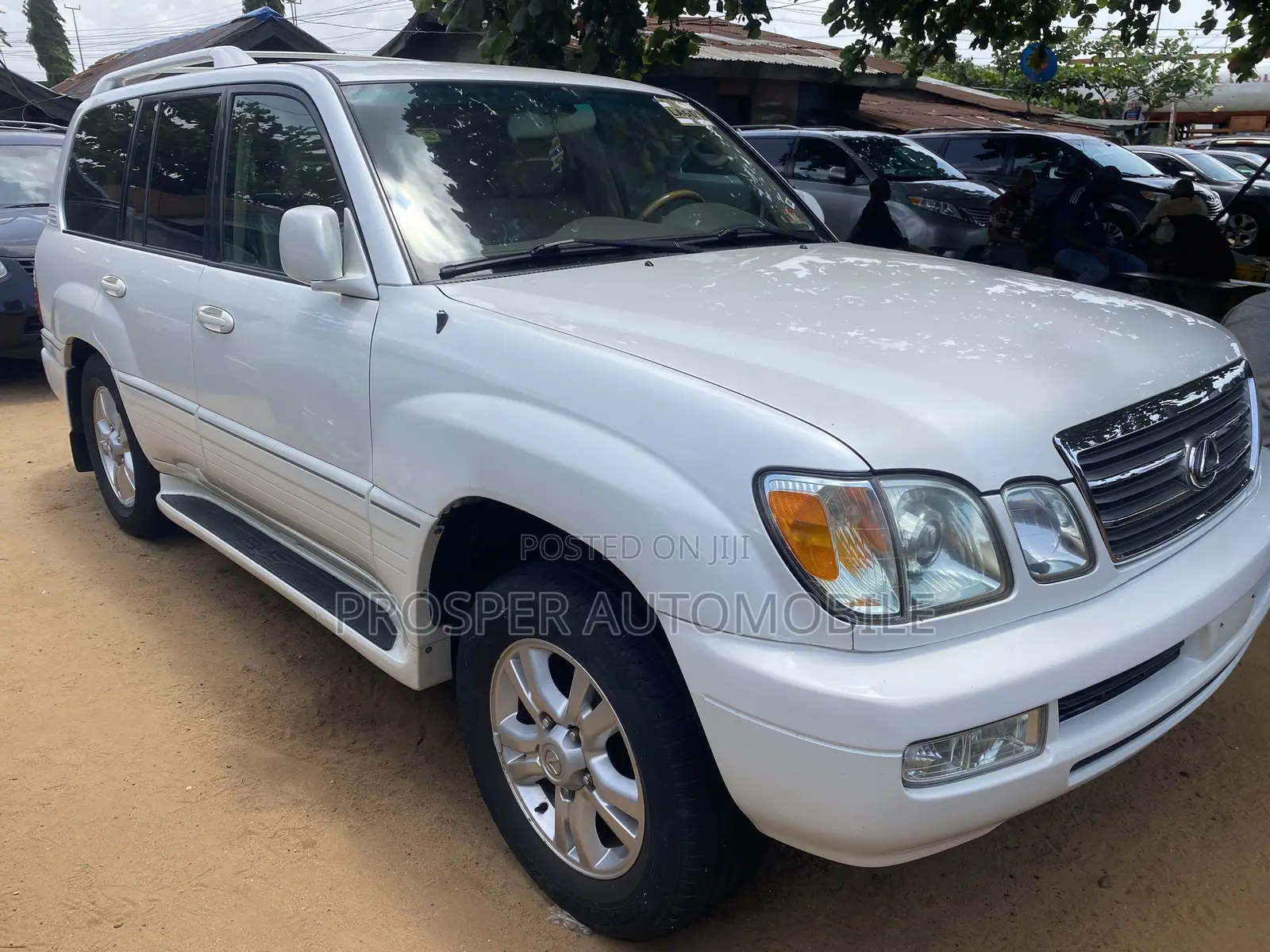 Lexus LX 470 AWD 2005 White