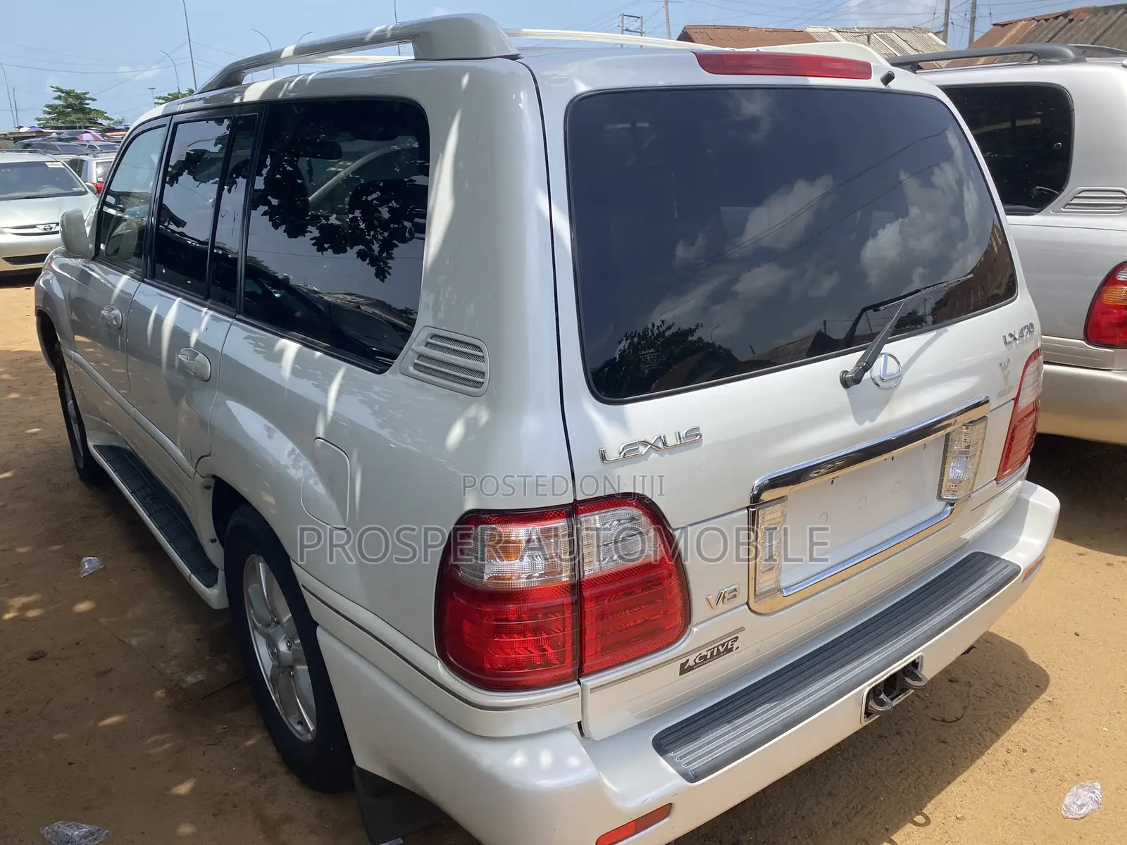 Lexus LX 470 AWD 2005 White