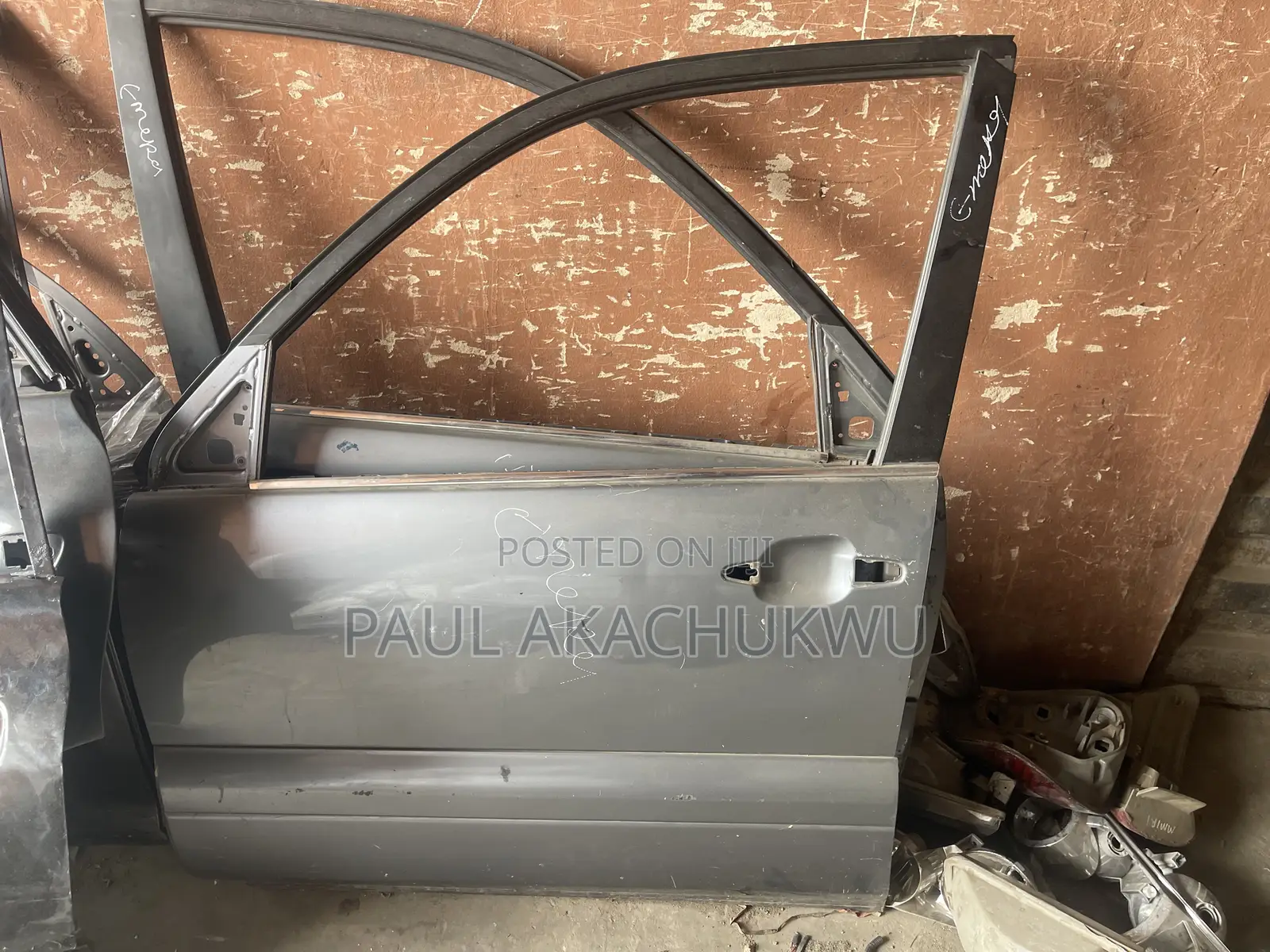 Toyota 4runner 03-05 Front Left Door (Body Spare Parts)
