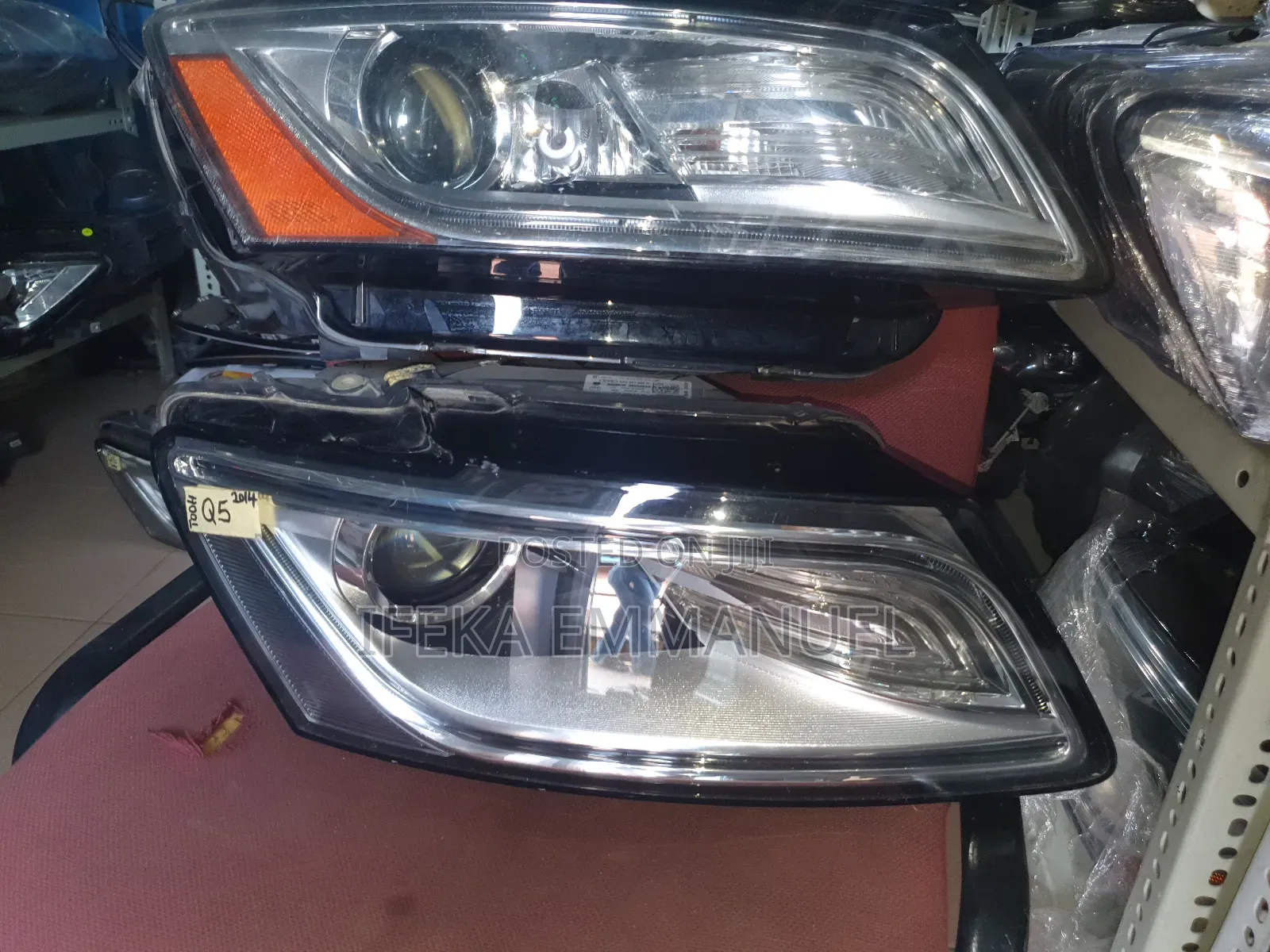 Headlights Audi Q5 2013