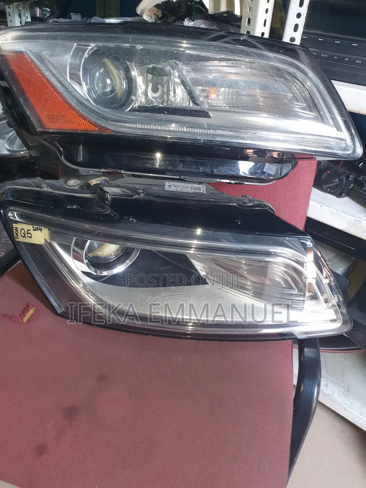 Headlights Audi Q5 2013