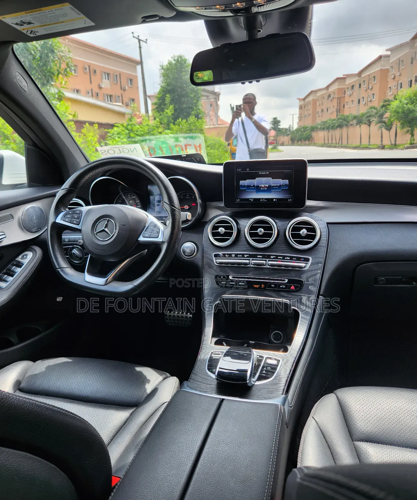 Mercedes-Benz GLC-Class 2019 White