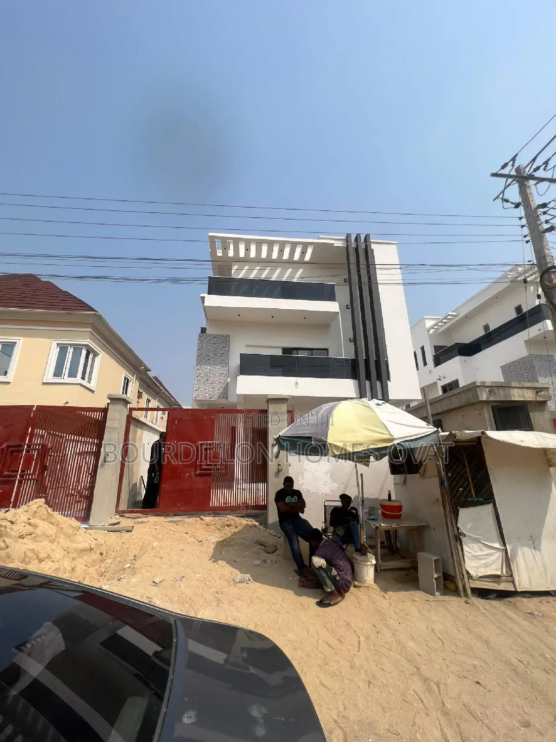 5bdrm Duplex in Ologolo for sale
