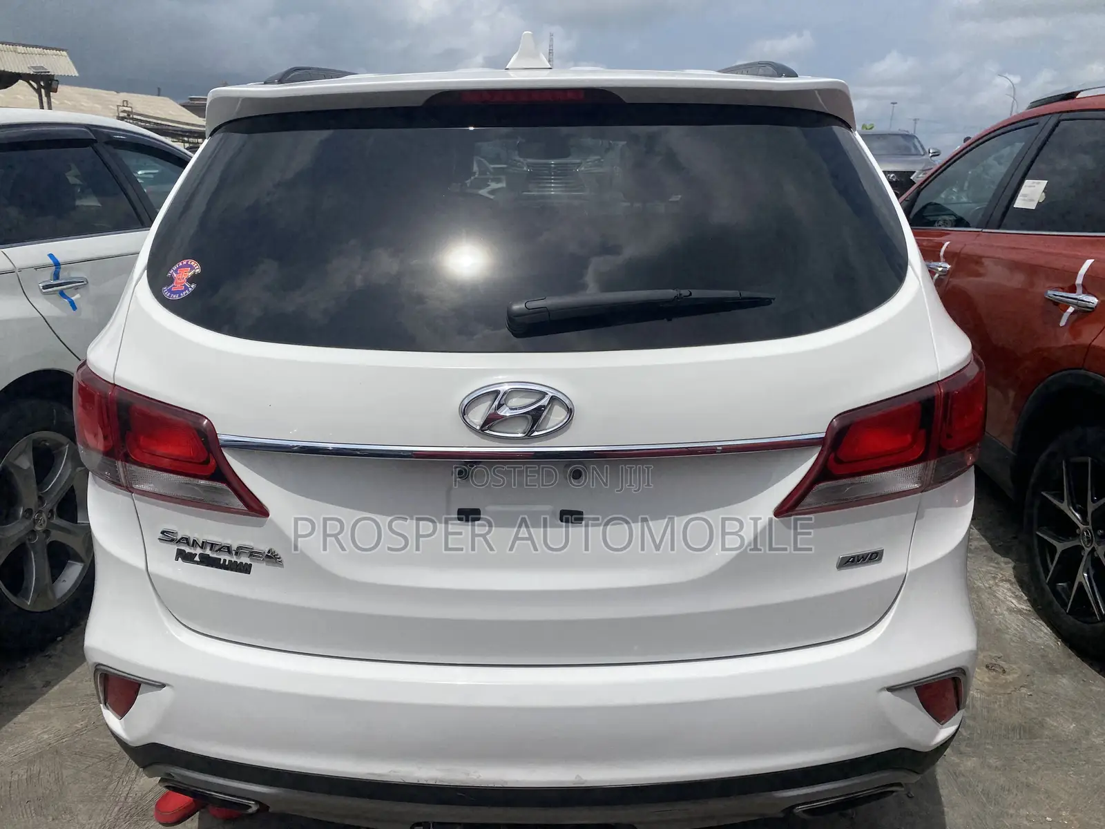 Hyundai Santa Fe Limited Ultimate AWD 2018 White