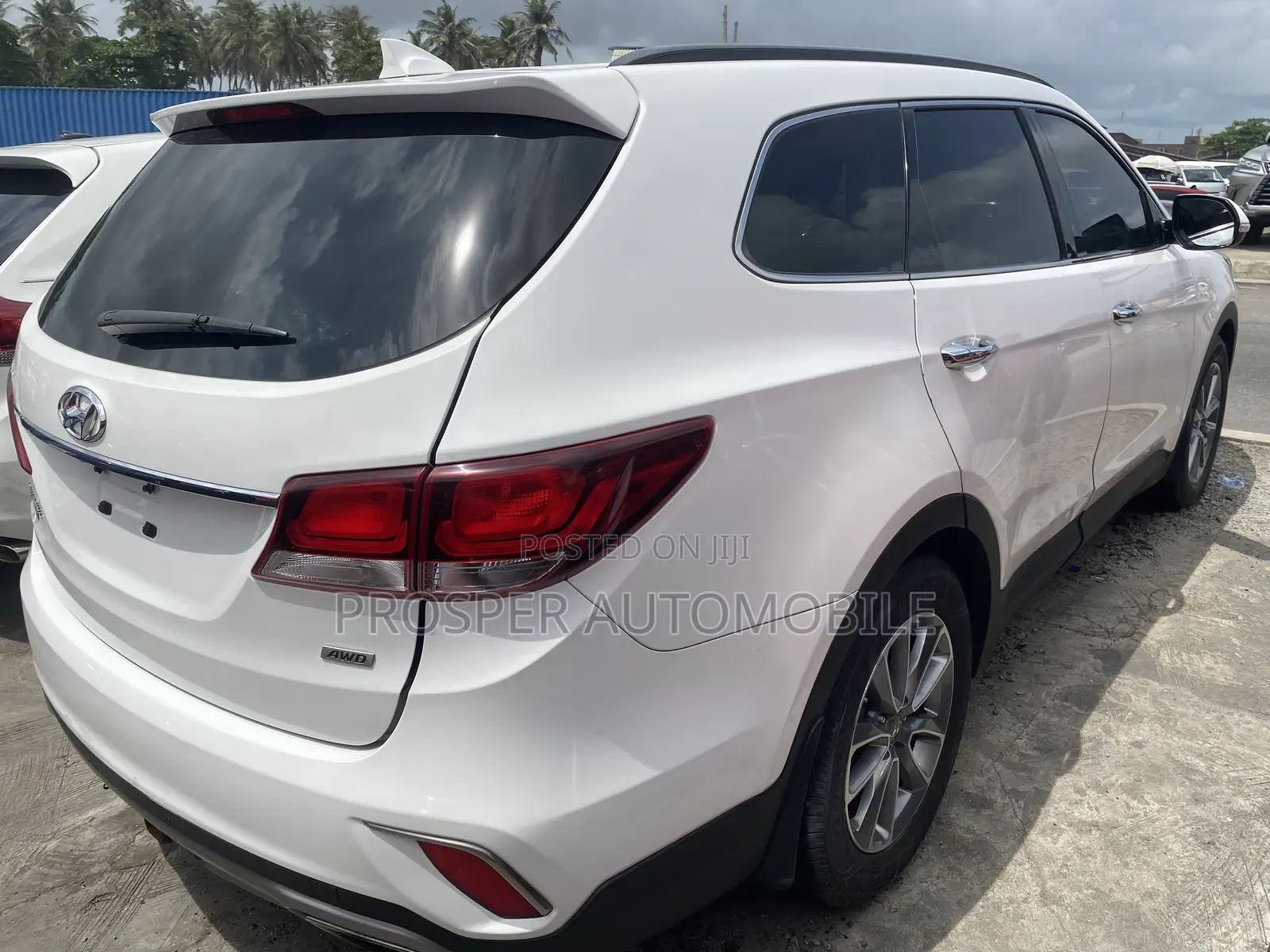 Hyundai Santa Fe Limited Ultimate AWD 2018 White