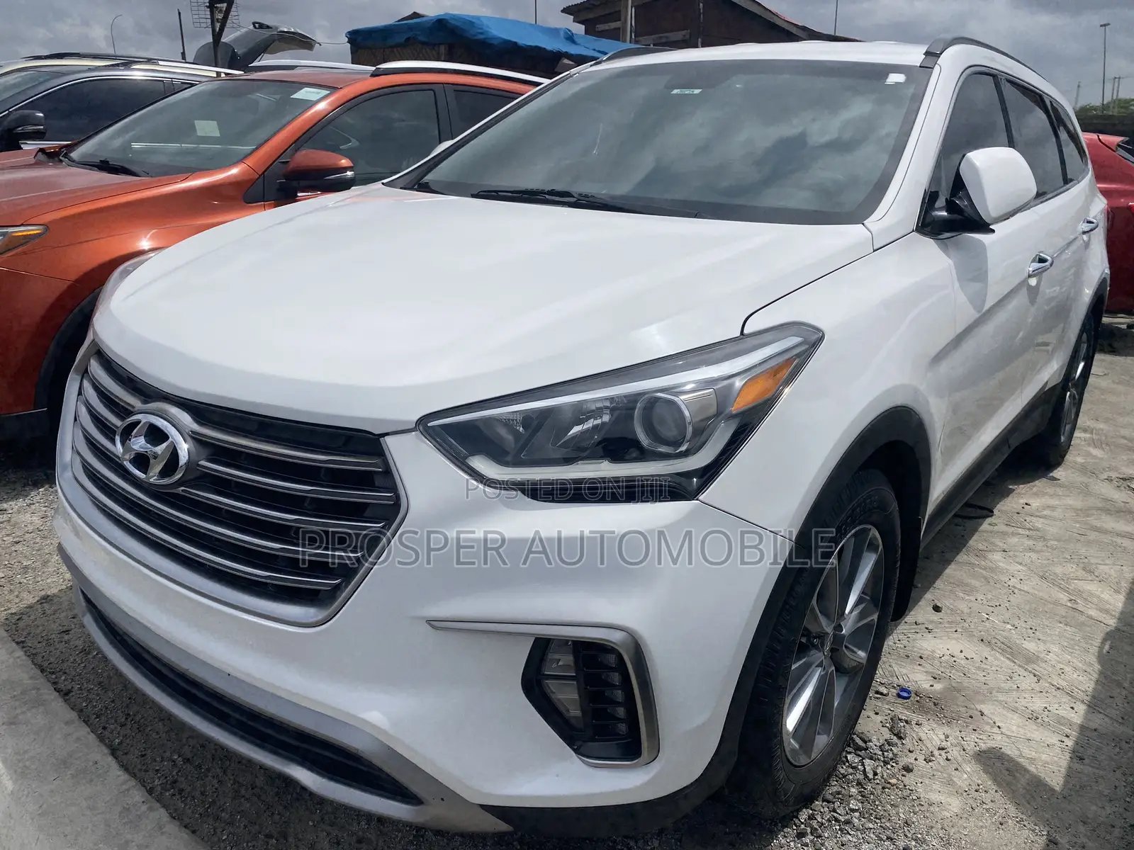 Hyundai Santa Fe Limited Ultimate AWD 2018 White