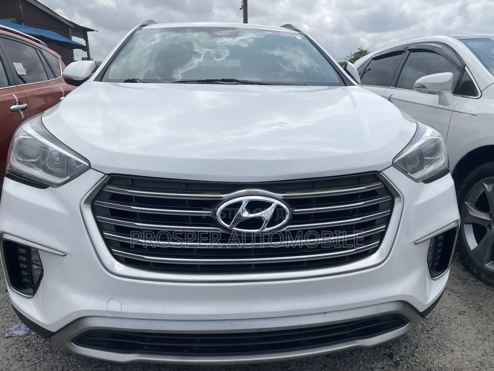 Hyundai Santa Fe Limited Ultimate AWD 2018 White
