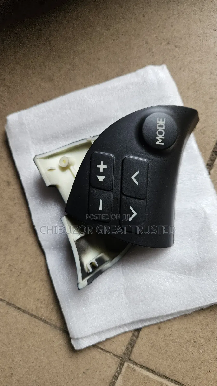 Es 350 2008/2010 Side Button Cover