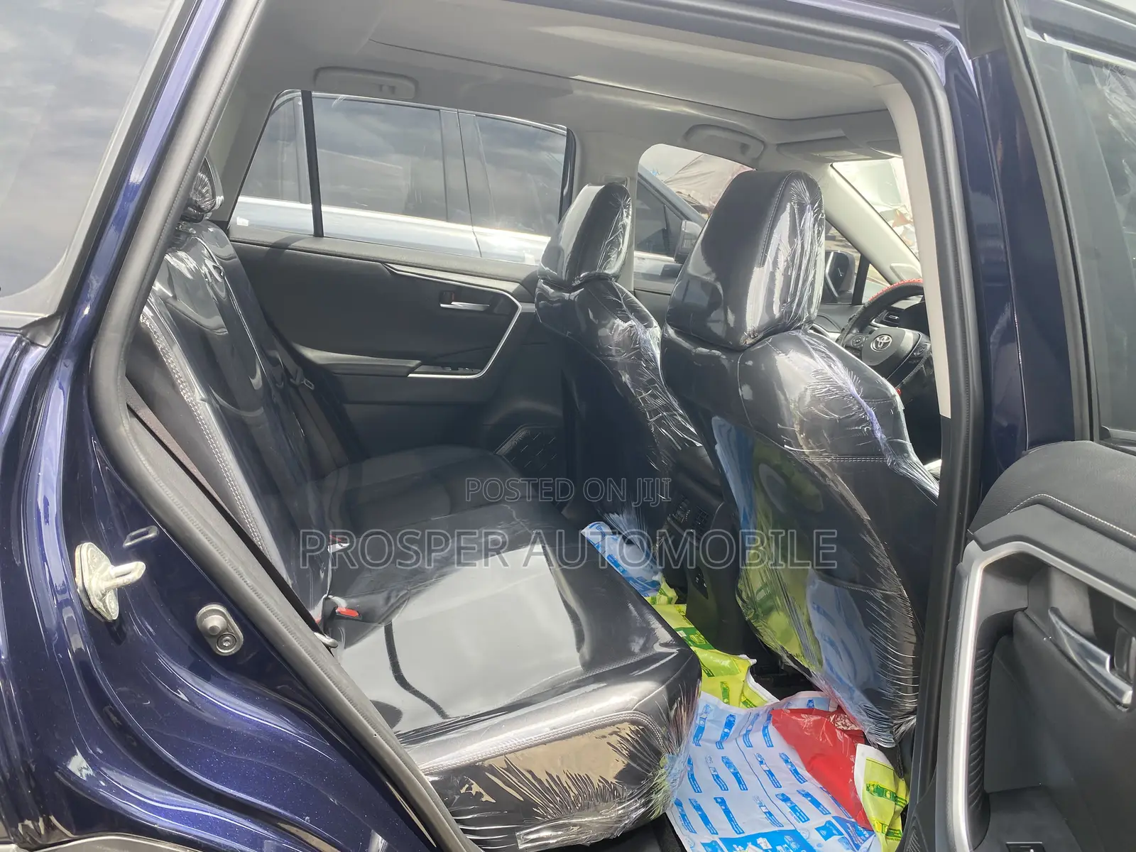 Toyota RAV4 Limited AWD 2020 Blue
