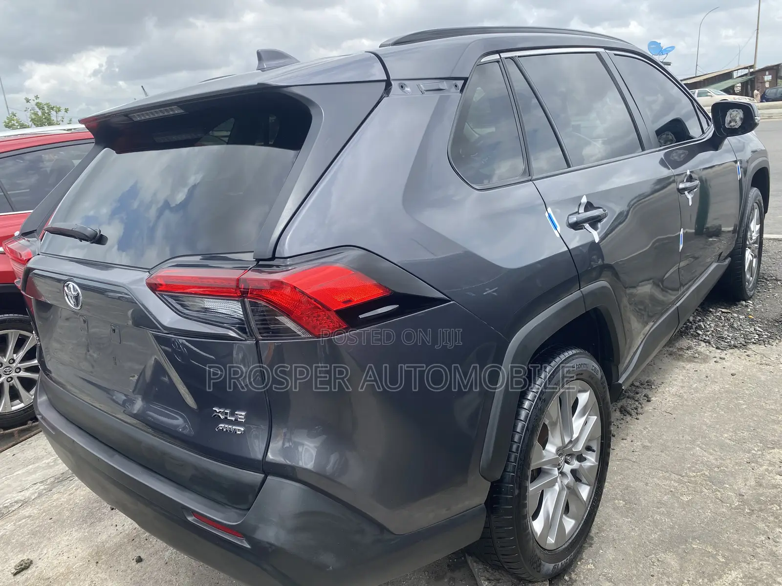 Toyota RAV4 Limited AWD 2020 Gray