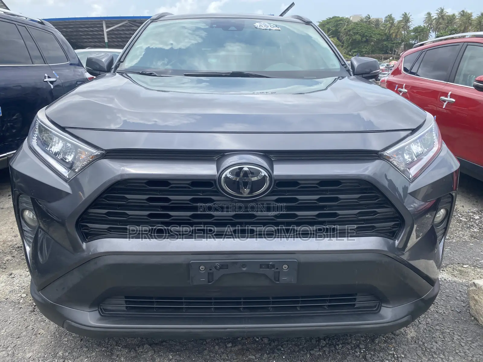 Toyota RAV4 Limited AWD 2020 Gray