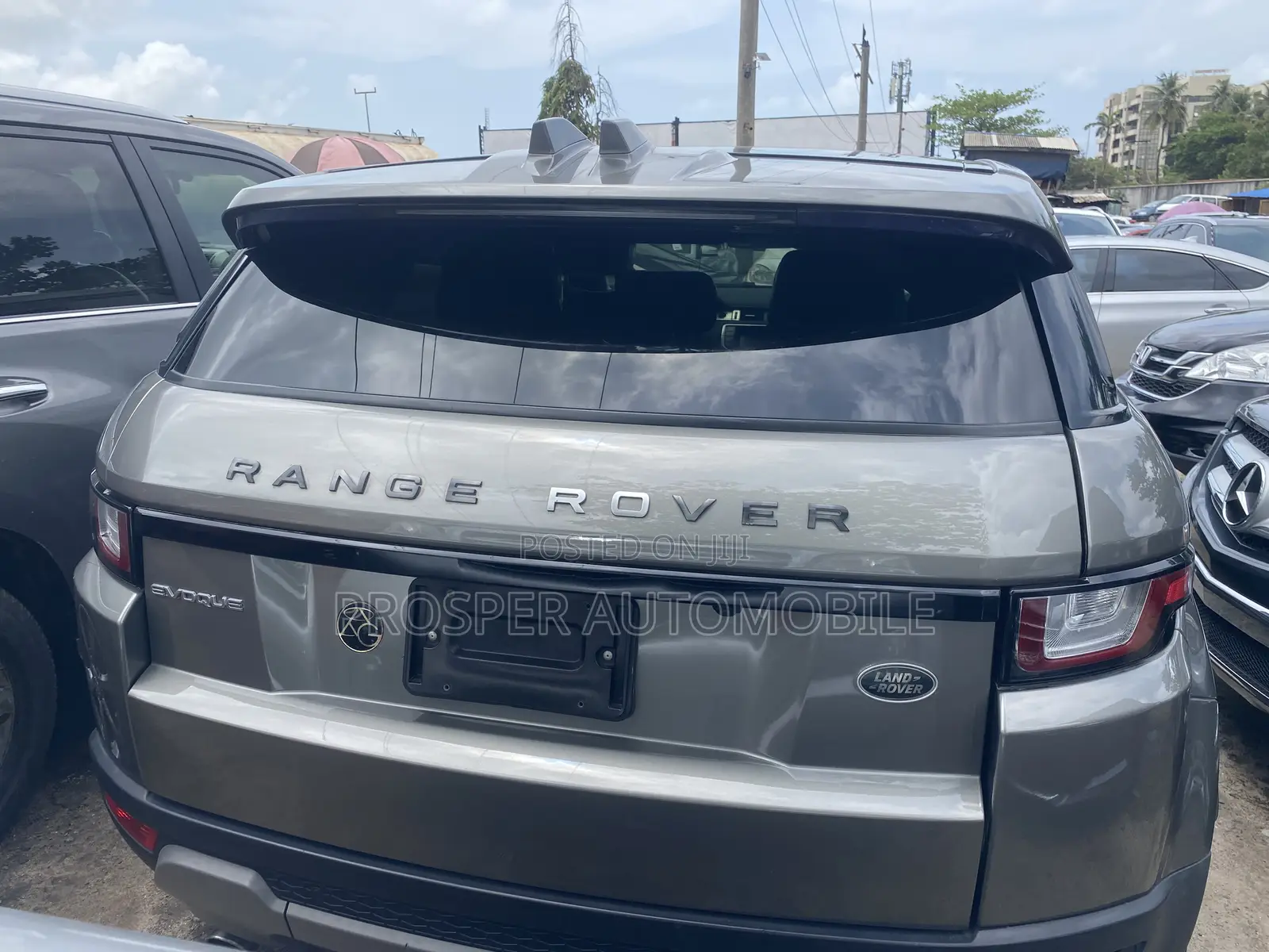 Land Rover Range Rover Evoque SE 4x4 5-Door 2017 Gray