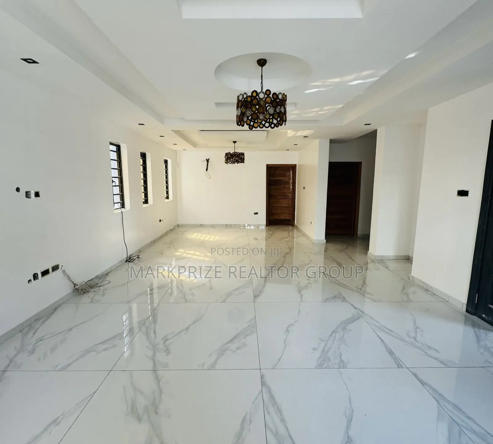 5bdrm Duplex in Magodo Gra Phase 2 for sale
