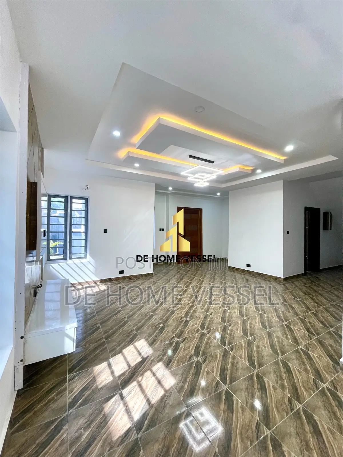 5bdrm Duplex in Ikate for sale