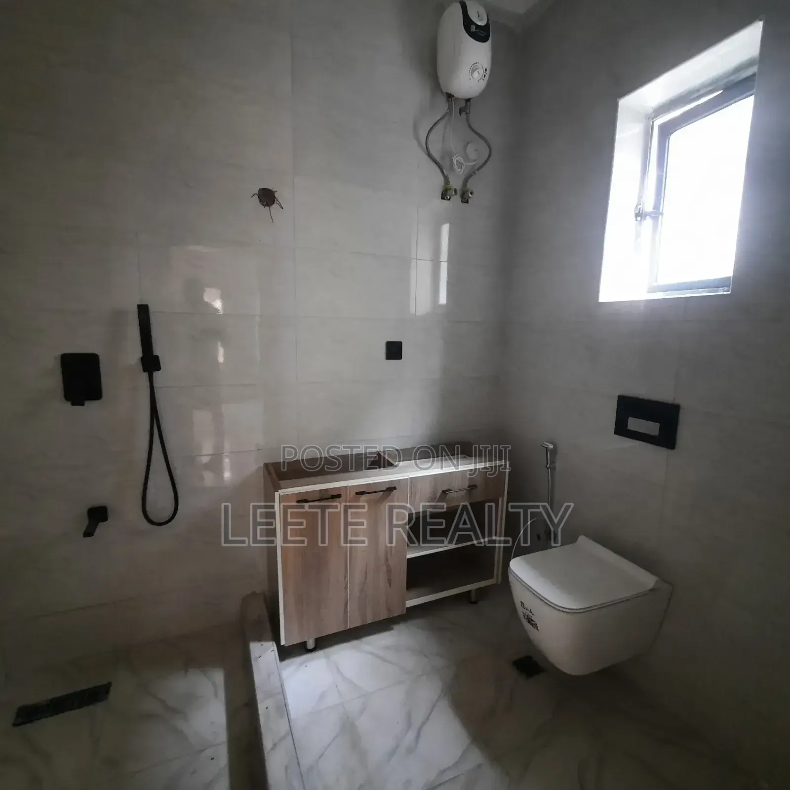 3bdrm Apartment in Jahi for sale