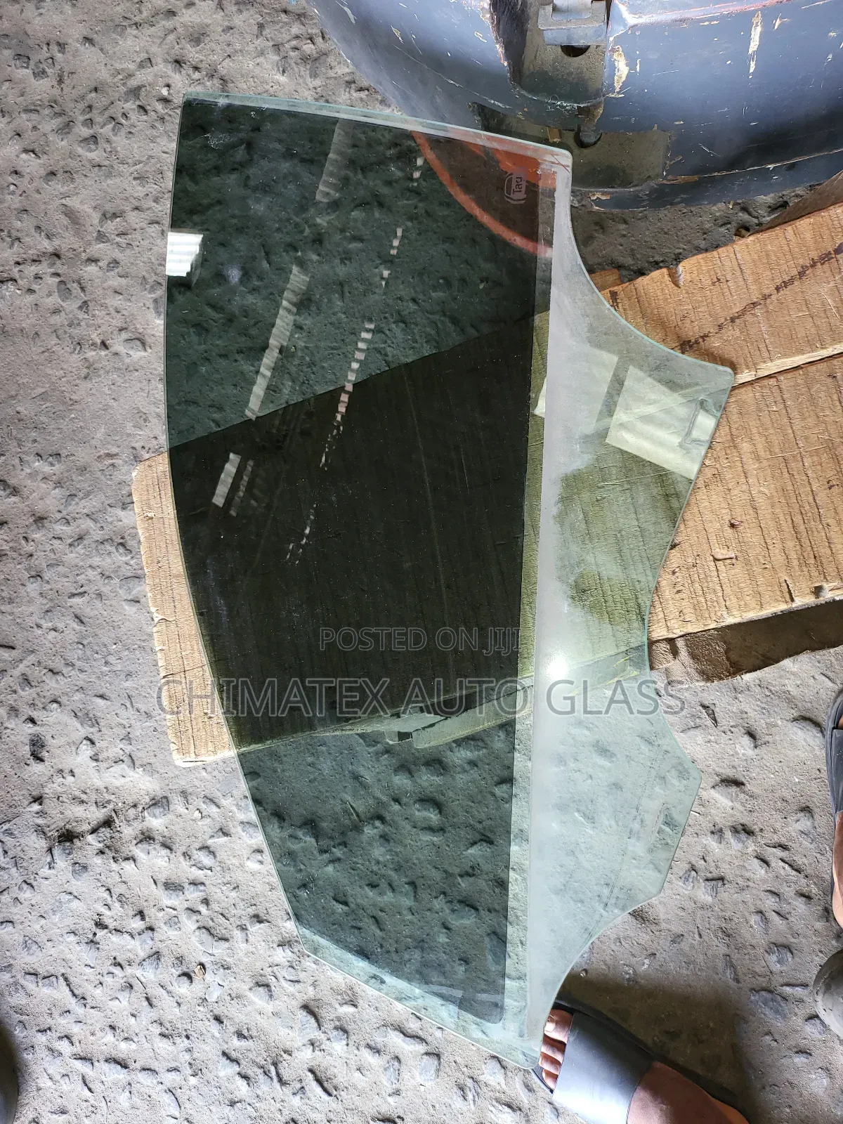 C300 2016 Door Glass Available We Deliver Install
