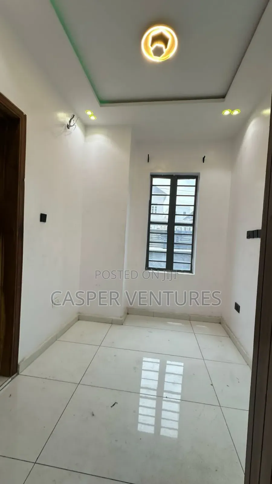 1bdrm Room & Parlour in Canal West, Osapa london for rent