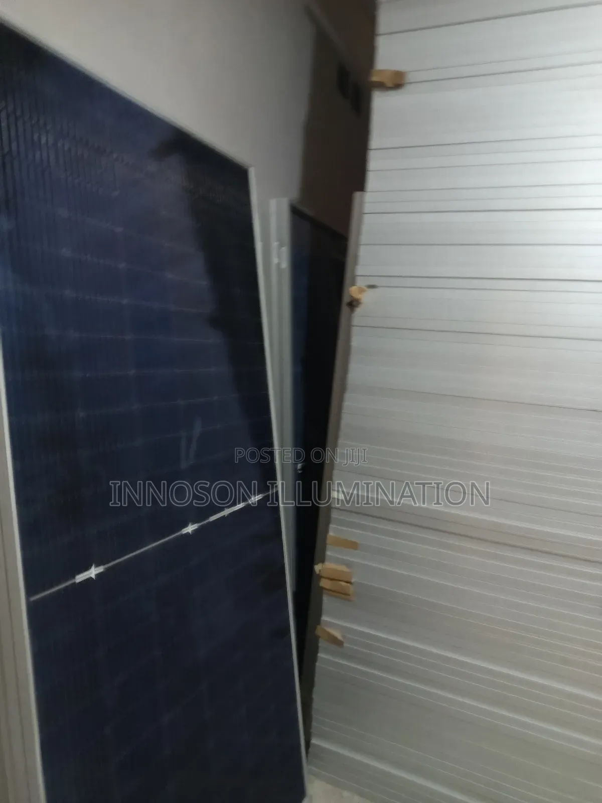 600w Jinko Solar Panels