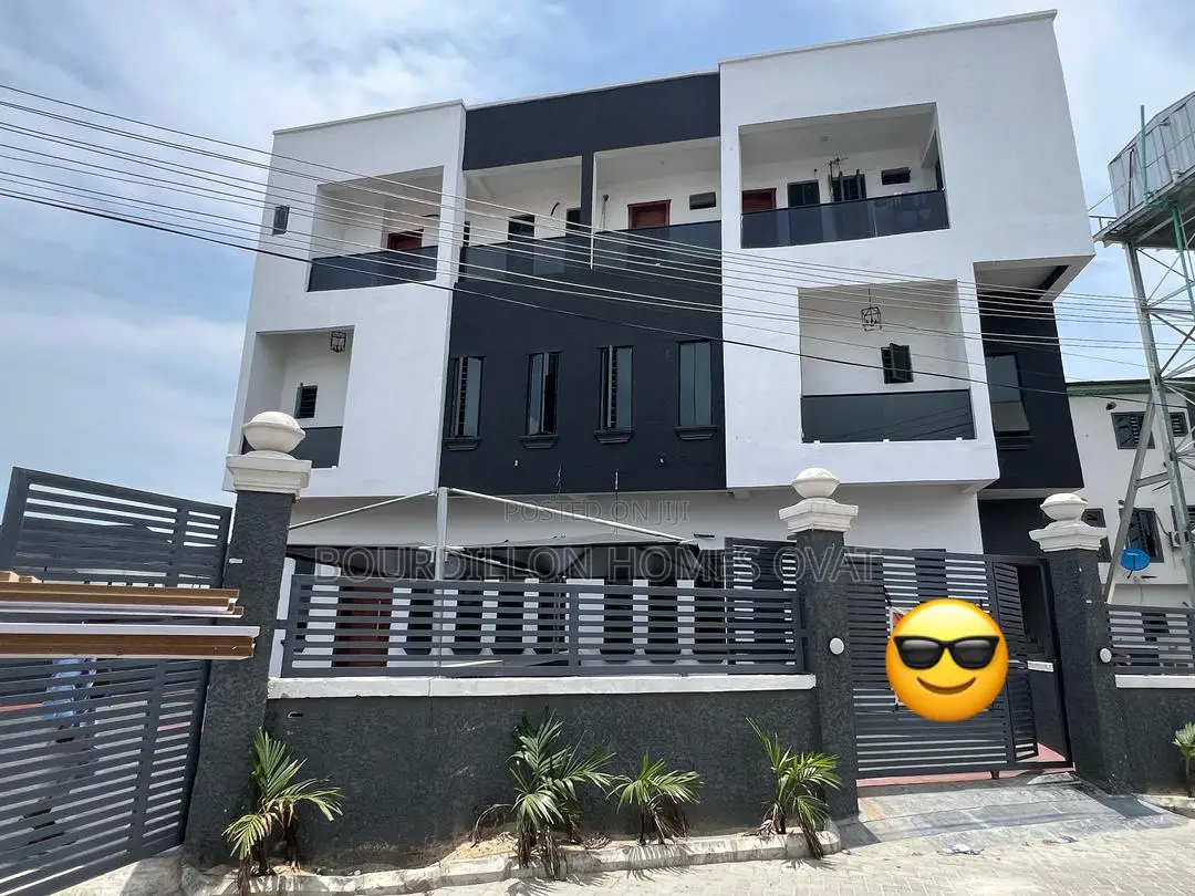 4bdrm Duplex in Lekki for sale